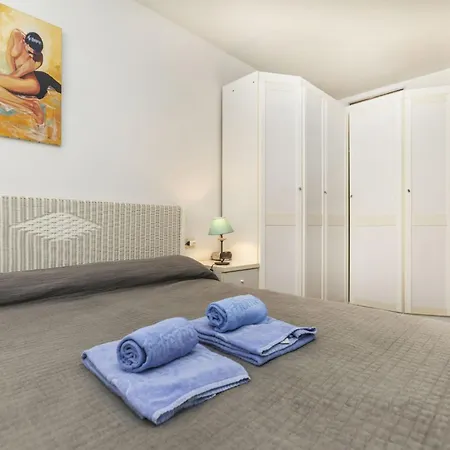 Lejlighed Greco By Interhome *